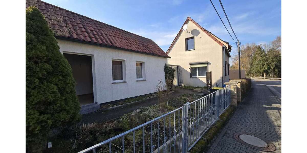 Haus zum Kaufen in Bannewitz 110.000 € 66 m² 3 zimmer