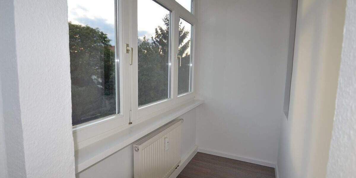 Etagenwohnung Dresden Leuben - 2 Zimmer, 60 m&sup2;, 466&euro; | Angebot:26572753