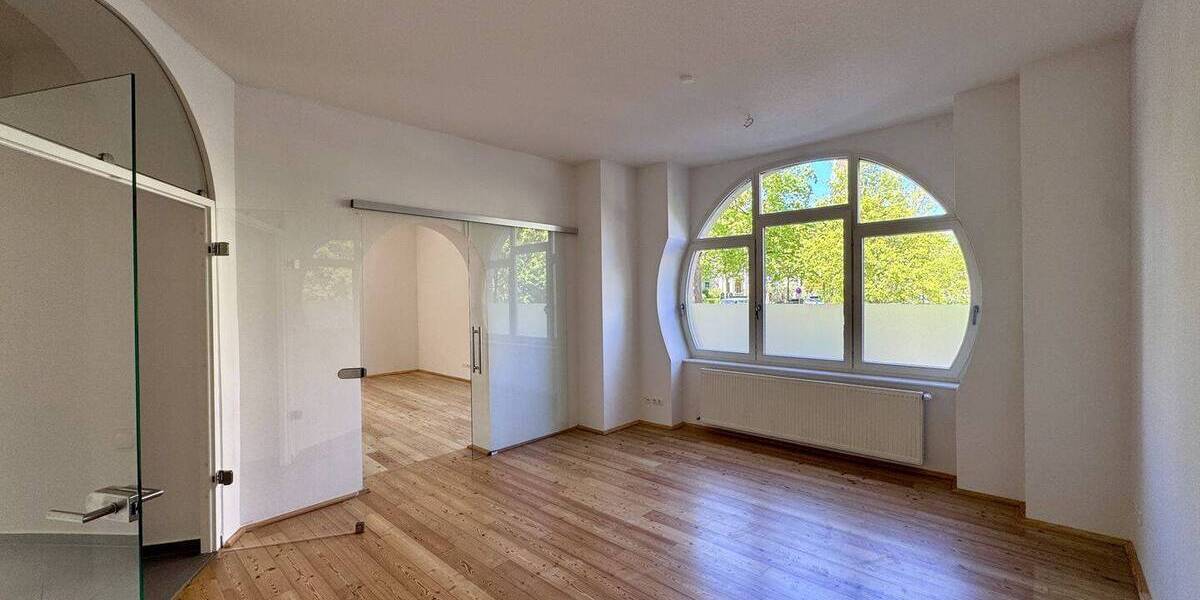 Gewerbeobjekt Dresden Striesen-Süd - 6 Zimmer, 220 m&sup2;, 2.750&euro; | Angebot:26585409