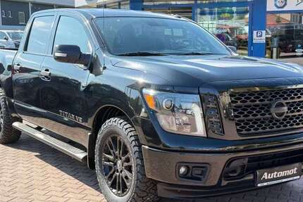 Nissan Titan 100.381 km 39.950 &euro; Heidenau 01809