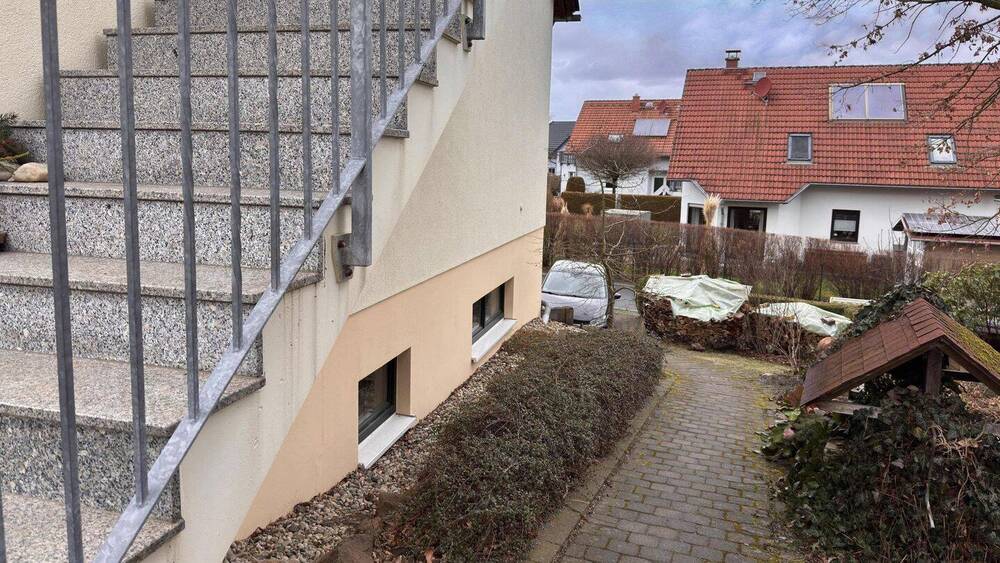 Mehrfamilienhaus, Wohnhaus Dresden Weißig - 9 Zimmer, 280 m&sup2;, 650.000&euro; | Angebot:26108539