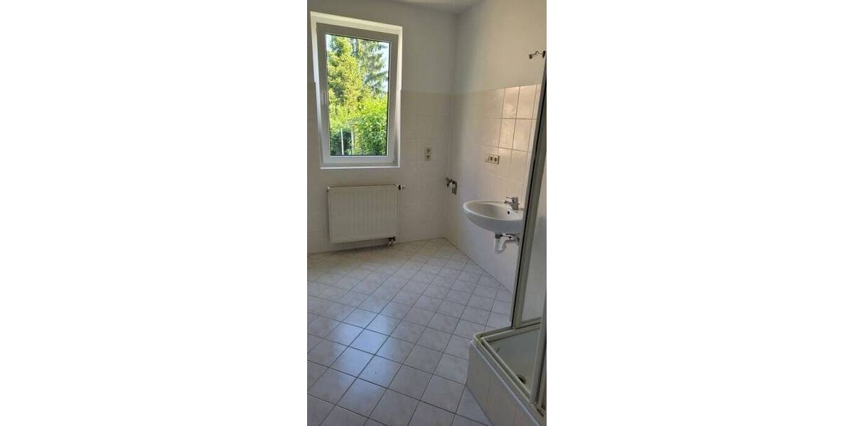 Etagenwohnung Meißen Zaschendorf - 2 Zimmer, 52 m&sup2;, 338&euro; | Angebot:26825957