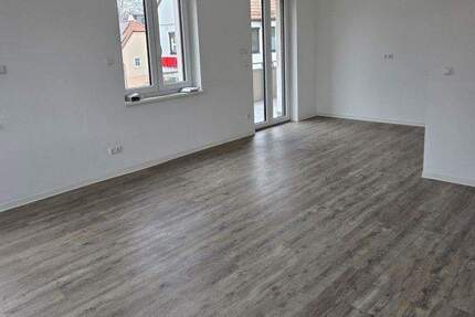 Wohnung Coswig - 4 Zimmer, 119 m&sup2;, 1.552&euro; | Angebot:25749165
