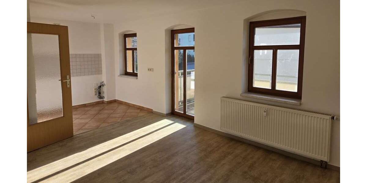 Etagenwohnung Freital - 2 Zimmer, 45 m&sup2;, 495&euro; | Angebot:26689539