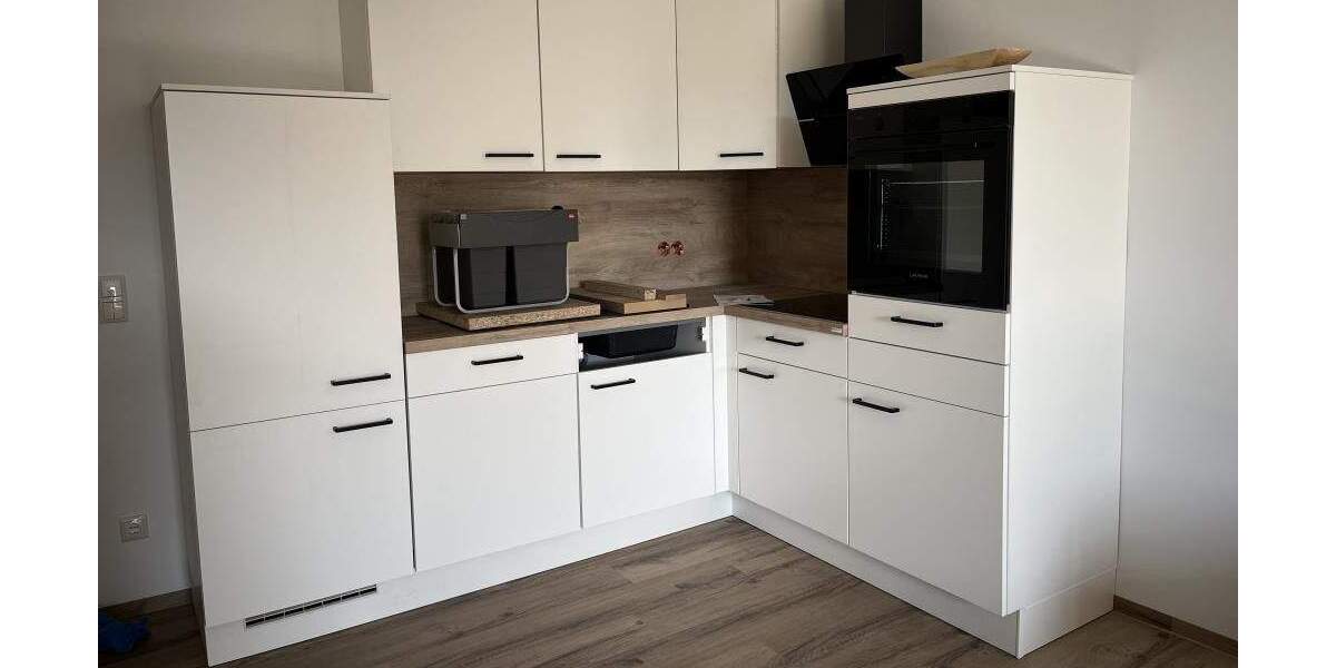 Charmante 2-Zimmerwohnung unterm Dach! Erstbezug nach hochwertiger Sanierung! 2 zimmer