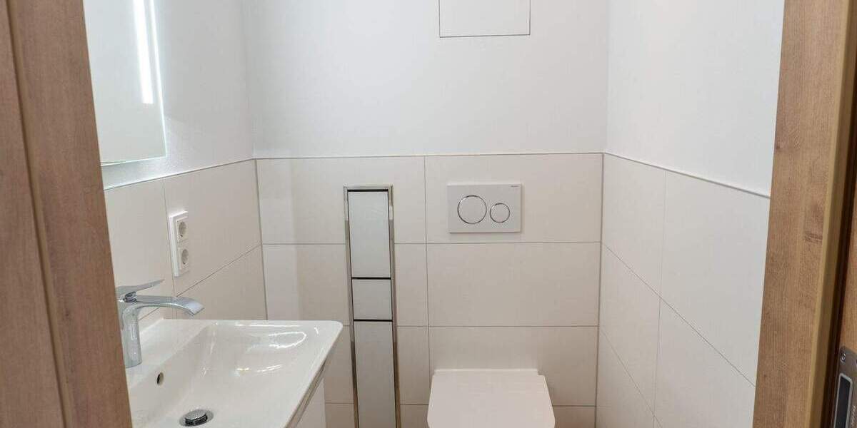 Etagenwohnung Dresden Pieschen-Süd - 4 Zimmer, 106 m&sup2;, 2.015&euro; | Angebot:25775253