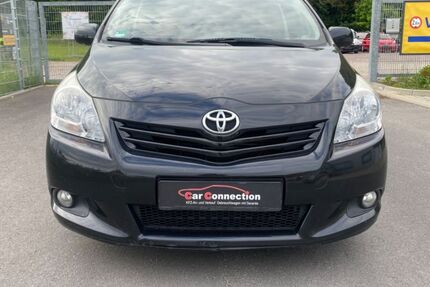 Toyota Verso 241.838 km 3.499 &euro; Dresden 01187