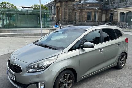 Kia Carens 187.000 km 10.200 &euro; Dresden 01219