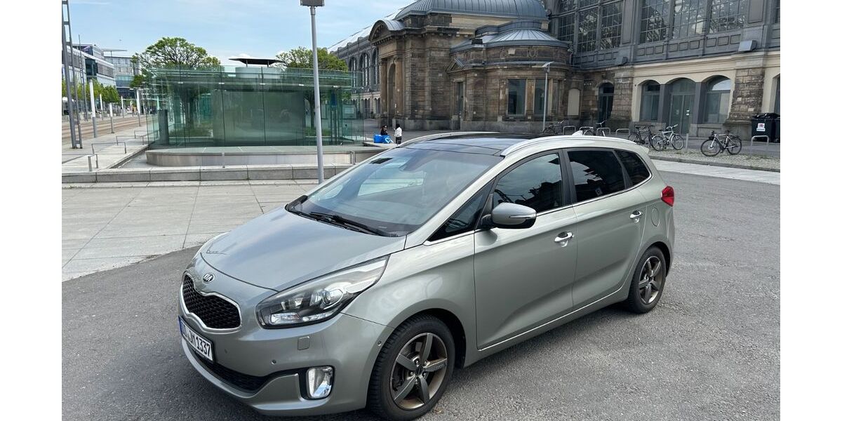 Kia Carens 187.000 km 10.200 &euro; Dresden 01219
