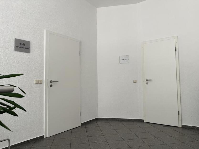 Hier lassen sich Ideen umsetzen - Ihre neue Büroeinheit mit Lager und Pantryküche zimmer