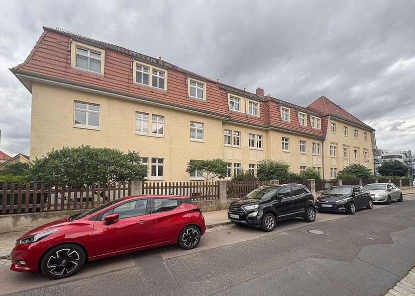 Wohnung zum Kaufen in Radebeul 99.000 € 52 m²