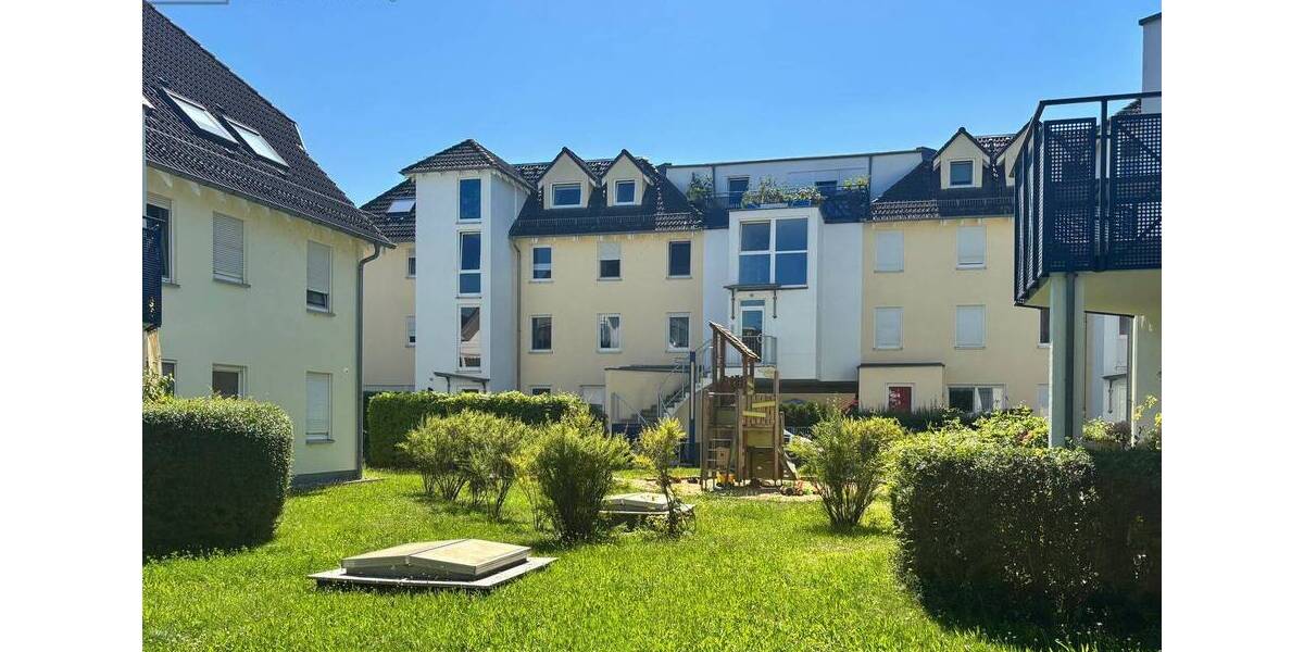 Etagenwohnung Dresden Tolkewitz/Seidnitz-Nord - 4 Zimmer, 92 m&sup2;, 235.000&euro; | Angebot:26875263