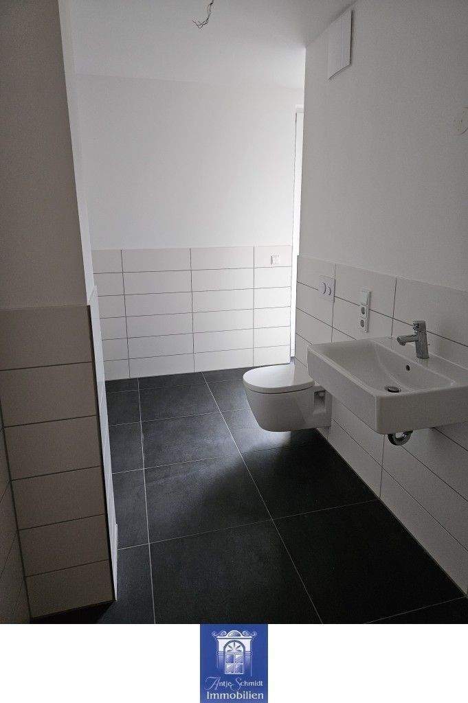 Attraktive Neubauwohnung mit Einbauküche und Loggia in der Dresdner Innenstadt! 2 zimmer