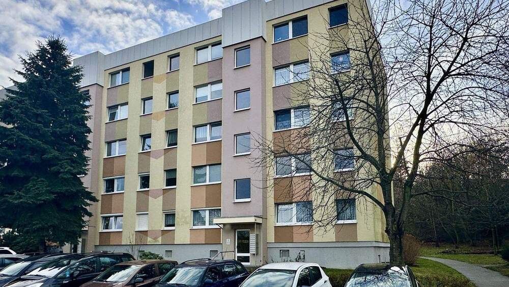 Erdgeschosswohnung in Leubnitz-Neuostra 3 zimmer