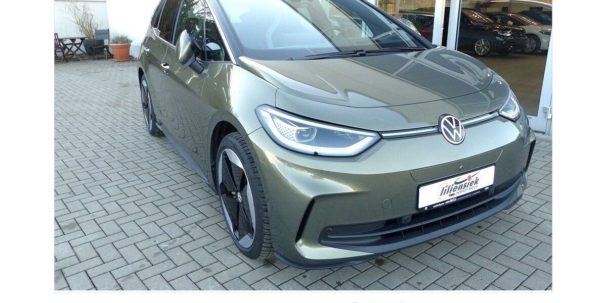 VW ID.3 8.680 km 43.960 &euro; Dippoldiswalde 01744