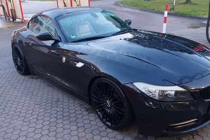 BMW Z4 163.000 km 15.900 € Dresden 01309