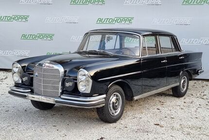 Mercedes 220