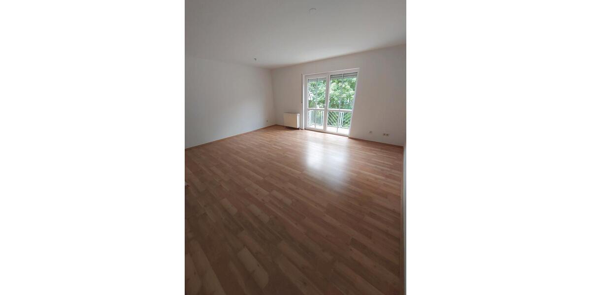 Etagenwohnung Dresden Schönfeld-Weißig - 1 Zimmer, 41 m&sup2;, 340&euro; | Angebot:27572607
