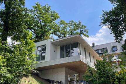 Haus Dresden Bühlau/Weißer Hirsch - 3 Zimmer, 107 m&sup2;, 2.490&euro; | Angebot:25707391