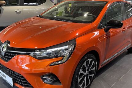 Renault Clio 25.529 km 13.890 &euro; Dresden 01139