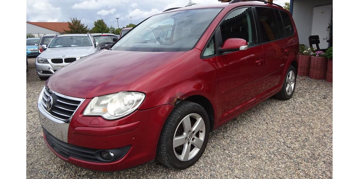 VW Touran 324.211 km 2.300 &euro; Dresden 01219