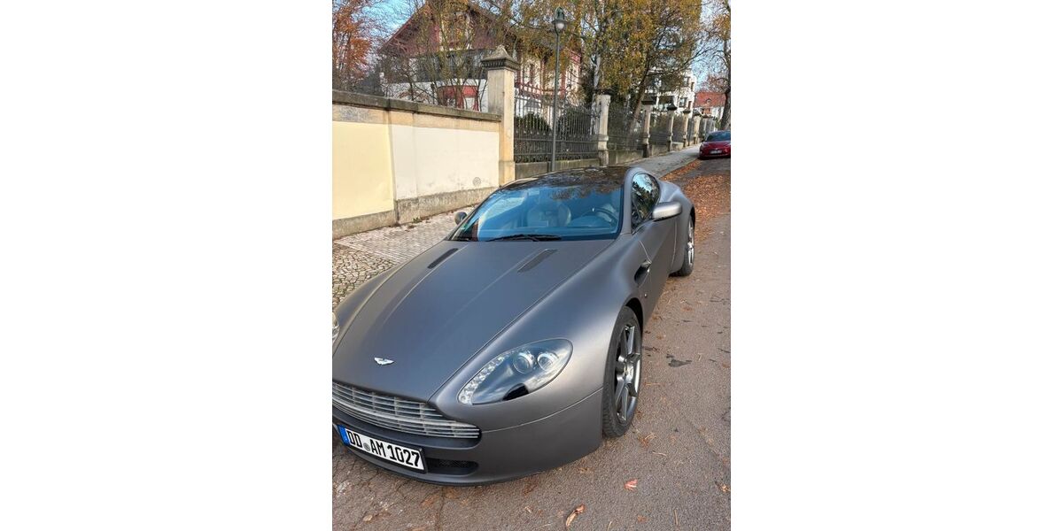 Aston Martin V8 Vantage 68.300 km 38.000 &euro; Dresden 01326