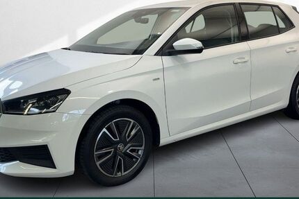 Skoda Fabia 42.039 km 13.490 &euro; Dresden 01169