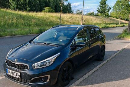 Kia ceed Sportswagon 190.000 km 7.300 &euro; Dresden 01239