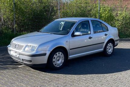 VW Bora 108.000 km 3.500 &euro; Dresden 01069