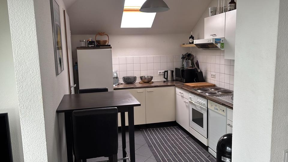 Dachgeschoßwohnung Dresden Neustadt - 2 Zimmer, 65 m&sup2;, 900&euro; | Angebot:26664076