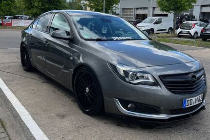Opel Insignia 156.000 km 8.550 &euro; Dresden 01127