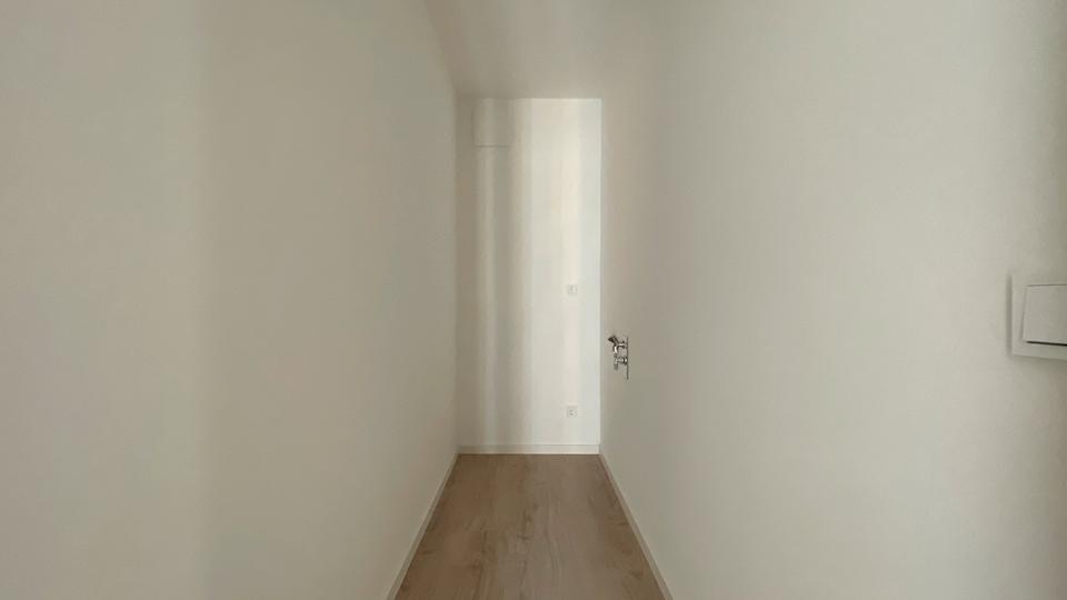 Etagenwohnung Dresden Neustadt - 3 Zimmer, 74 m&sup2;, 1.144&euro; | Angebot:24801280