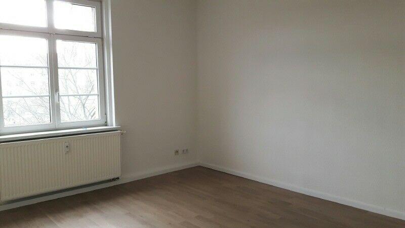 Etagenwohnung Dresden Neustadt - 4 Zimmer, 84 m&sup2;, 738&euro; | Angebot:9074896