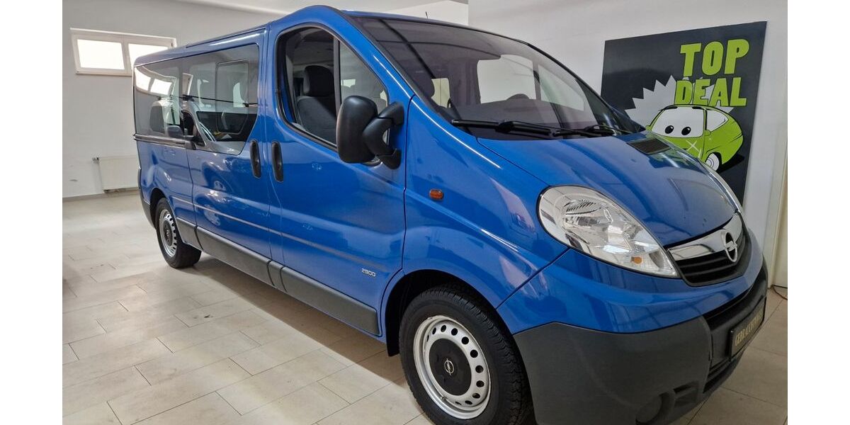 Opel Vivaro 150.000 km 11.999 &euro; Dresden 01139