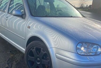 VW Golf 298.000 km 7.950 &euro; Klipphausen 01665