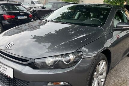 VW Scirocco 105.744 km 8.999 € Radebeul 01445
