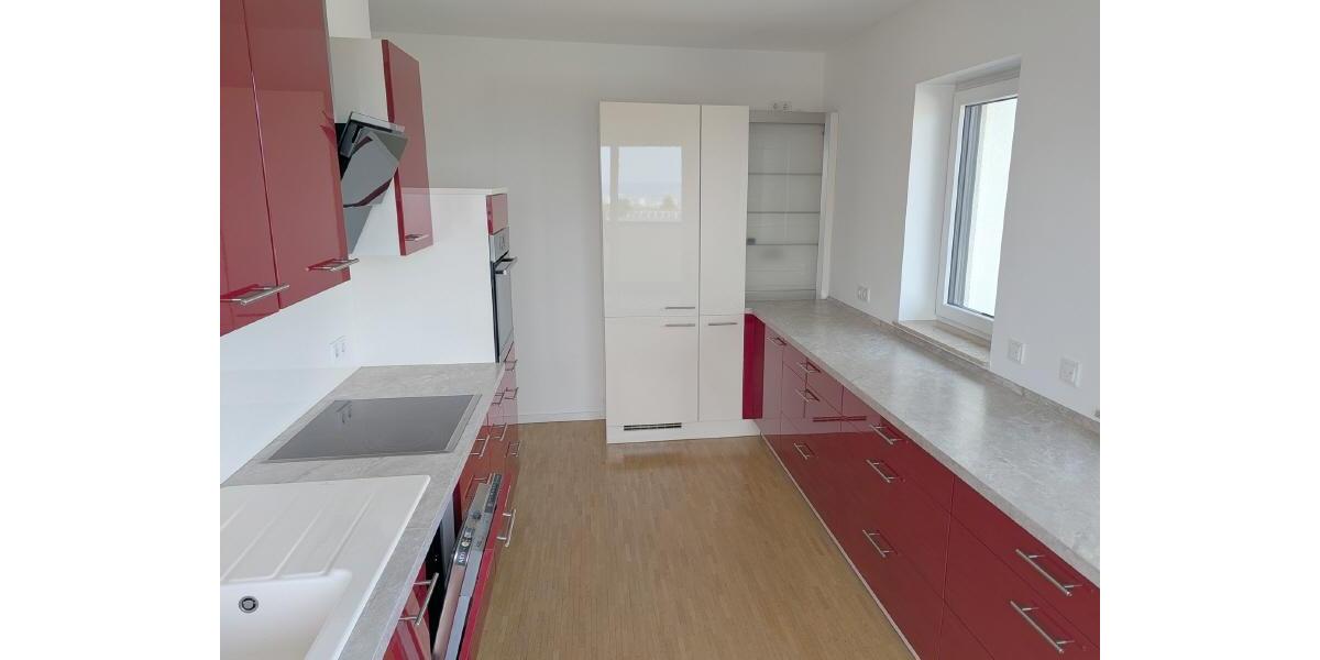 Etagenwohnung Freital - 3 Zimmer, 138 m&sup2;, 1.800&euro; | Angebot:26463166