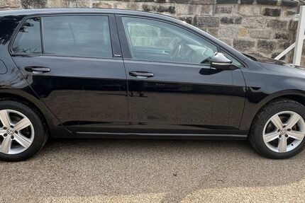 VW Golf 85.500 km 13.490 &euro; Radebeul 01445