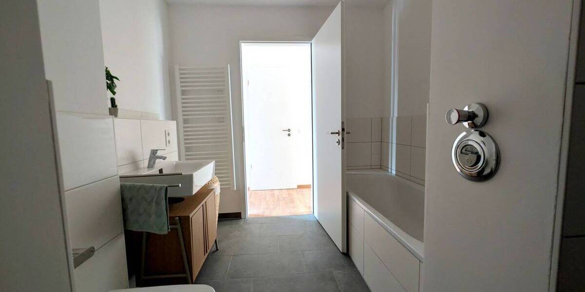 Etagenwohnung Dresden Naußlitz - 2 Zimmer, 65 m&sup2;, 382.700&euro; | Angebot:25685643