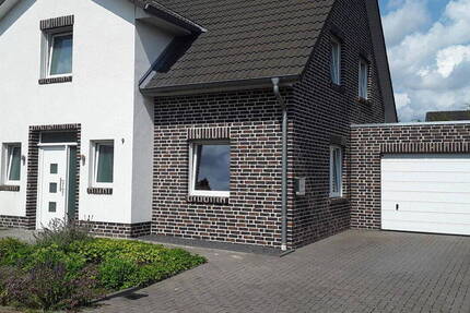 Grosses Einfamilienhaus
