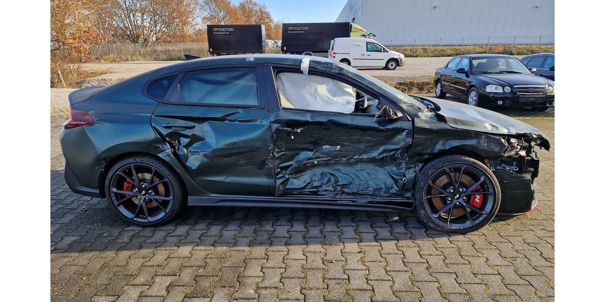 Hyundai i30 Fastback N Performance 28.530 km 7.900 &euro; Wilsdruff 01723