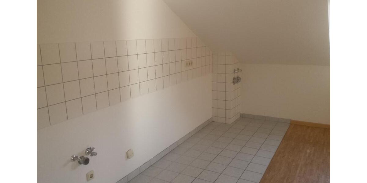 Etagenwohnung Dresden Neustadt - 2 Zimmer, 59 m&sup2;, 600&euro; | Angebot:26165743