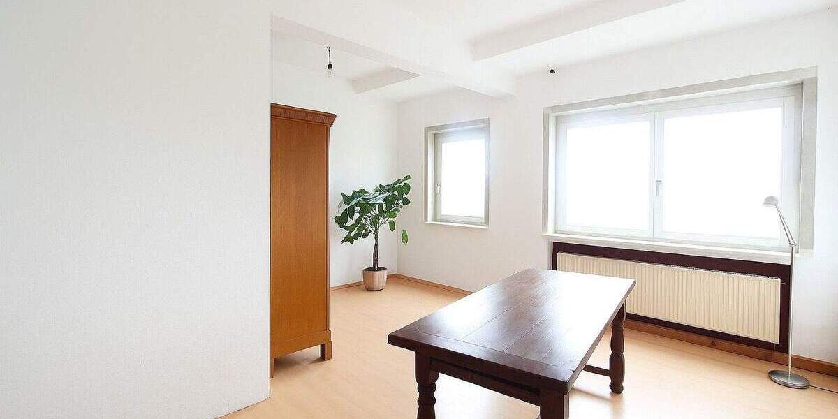 Etagenwohnung Dresden Leipziger Vorstadt - 3 Zimmer, 93 m&sup2;, 259.900&euro; | Angebot:25738391