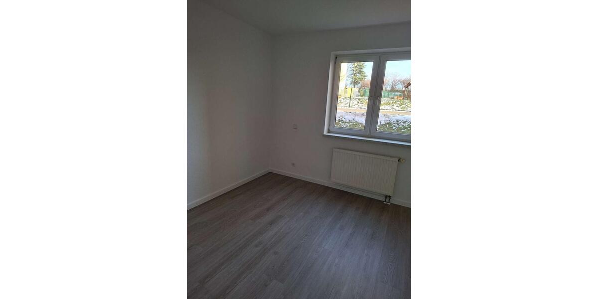 Etagenwohnung Dippoldiswalde - 3 Zimmer, 82 m&sup2;, 542&euro; | Angebot:26355002