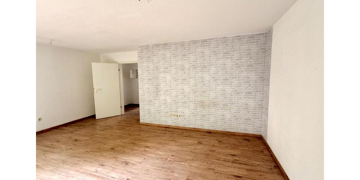 Etagenwohnung Dresden Cotta - 2 Zimmer, 62 m&sup2;, 650&euro; | Angebot:26477142