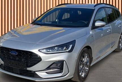 Ford Focus 8.823 km 22.900 &euro; Dresden 01328