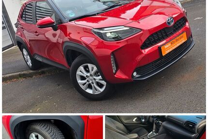 Toyota Yaris 32.777 km 22.150 &euro; Dresden 01326