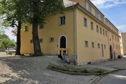 Wohnung Pirna - 4 Zimmer, 129 m&sup2;, 1.488&euro; | Angebot:25430913