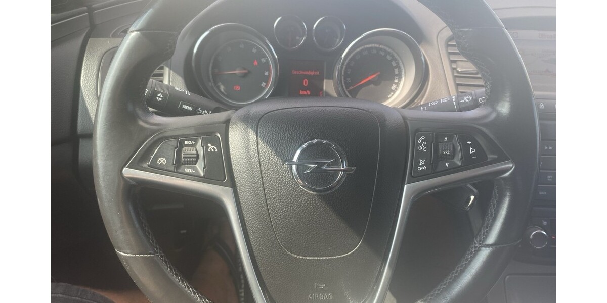 Opel Insignia 114.000 km 6.200 &euro; Lichtenberg 01896