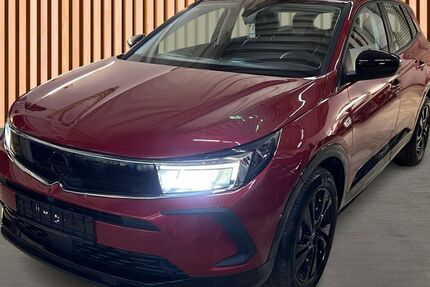 Opel Grandland (X) 12.882 km 17.880 &euro; Dresden 01328